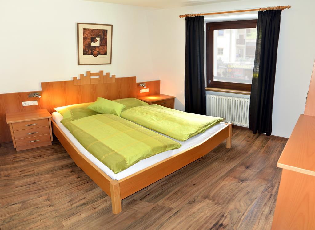 Apartments Rezia โอติเซ ภายนอก รูปภาพ